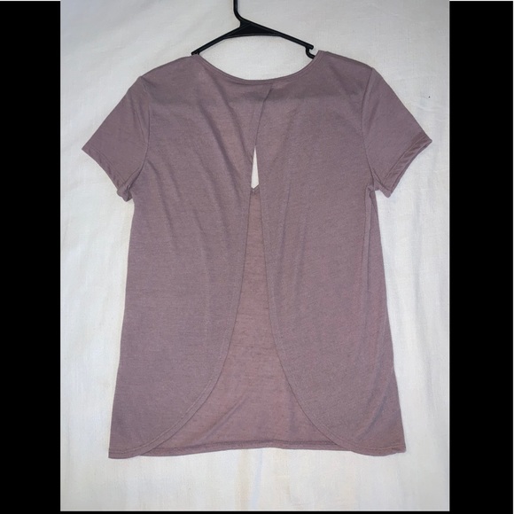 Victoria’s Secret Sport Open Back Shirt - Picture 4 of 5